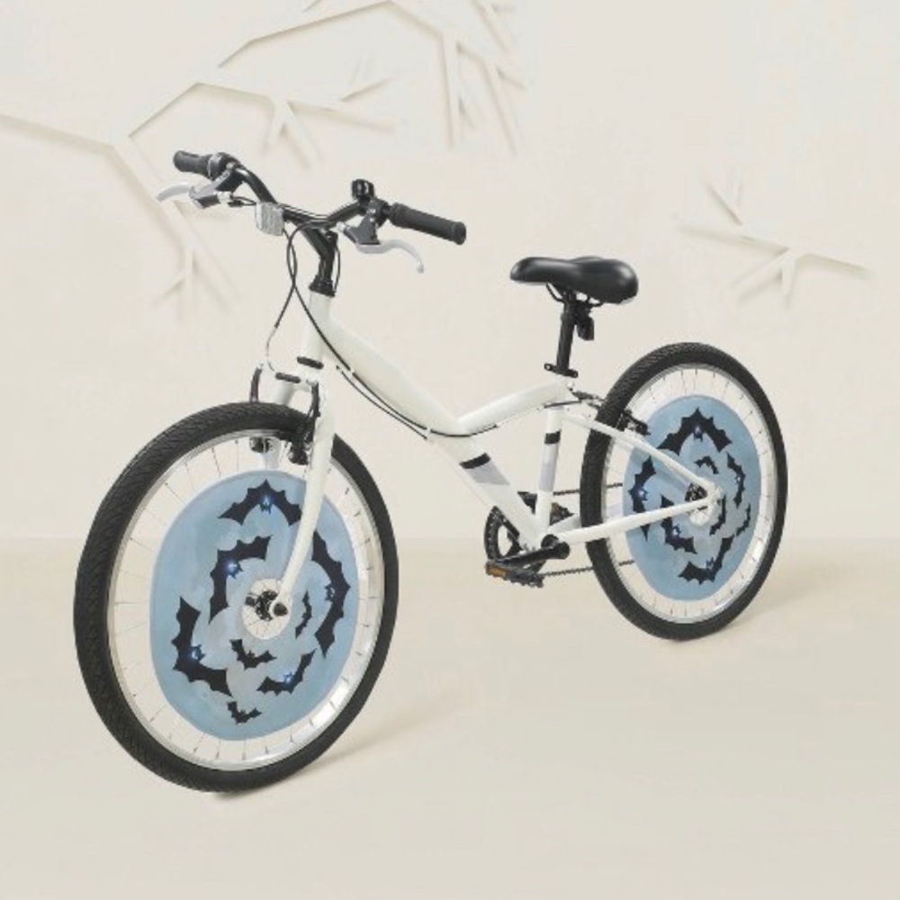 Hyde and Eek! Light Up Wheel Covers Bats Brand New Bike Wheelchair